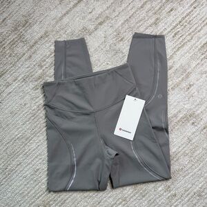 Lululemon Base Pace High-Rise Reflective Tight 23" Gull Grey / Size 4